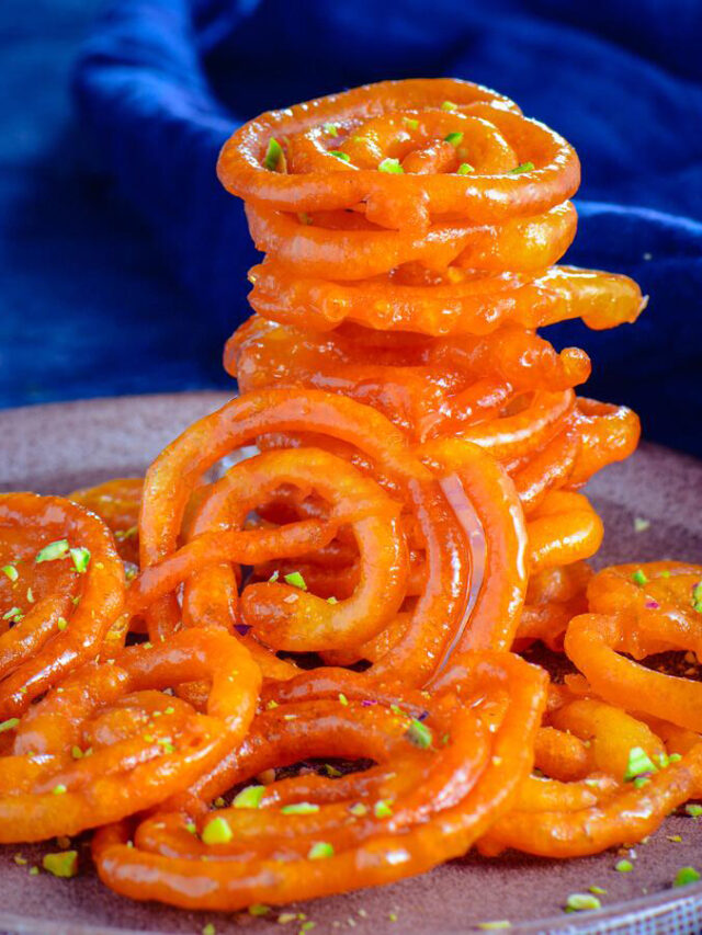 10 Must-Try Famous Foods Of Delhi In 2023