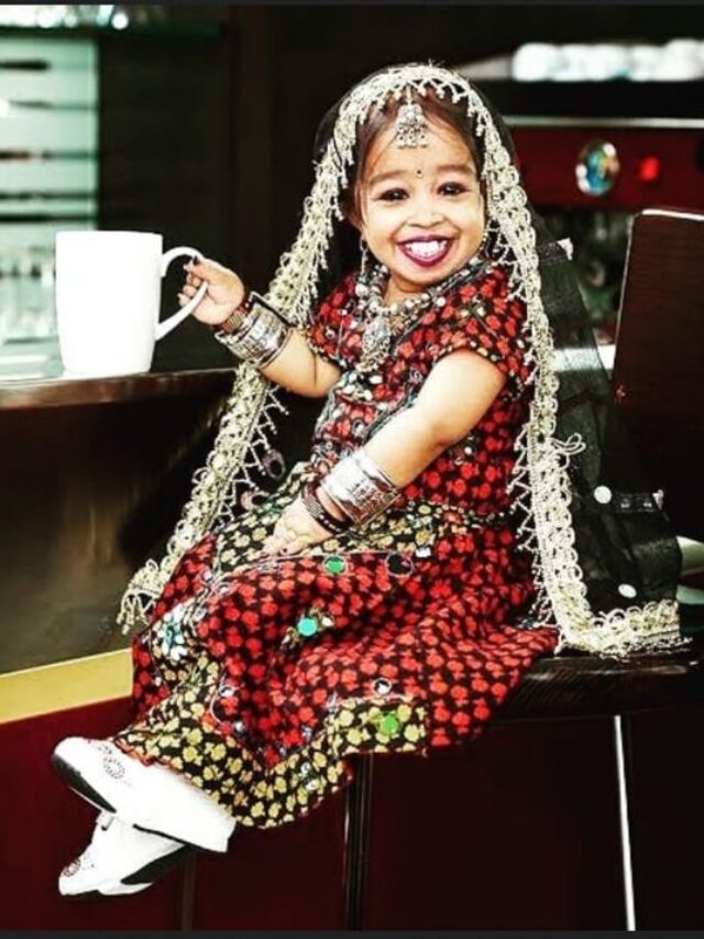 Top 10 Shortest Woman in the World - Satbir Dhull